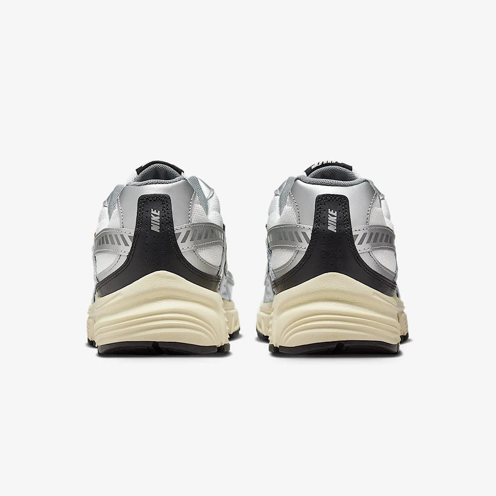 NIKE INITIATOR IO7609-101 Skateboarding Shoes - Größe EU 42, Material Polyester, Gewicht Leicht