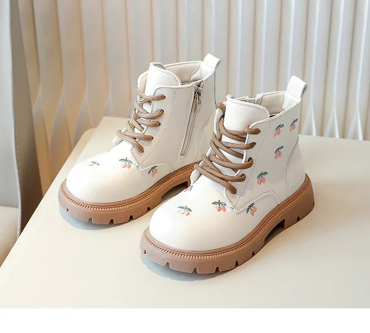 Luna Cherry Kurzstiefel Stickerei - Größe 24-37 Softsohle