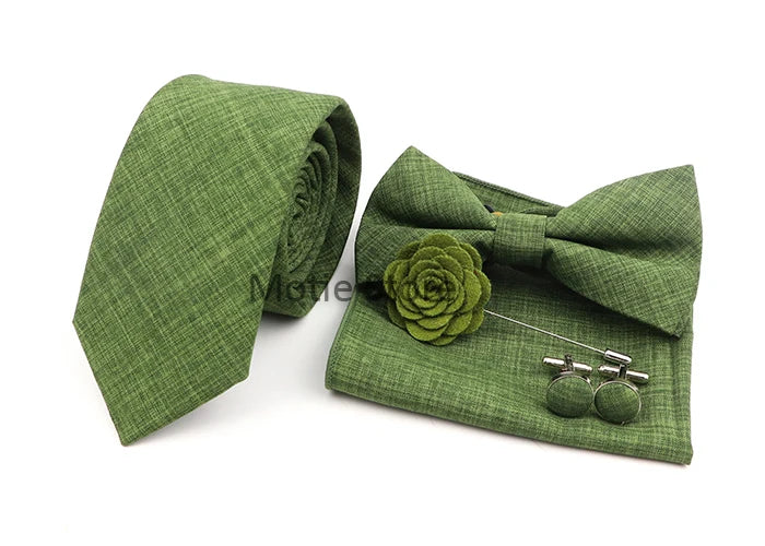 Neues Design 27-farbiger Männer-Accessories-Set: Klassische Baumwoll-Taschentuch, Manschettenknöpfe, Fliege für Hochzeit, Party, Geschenke