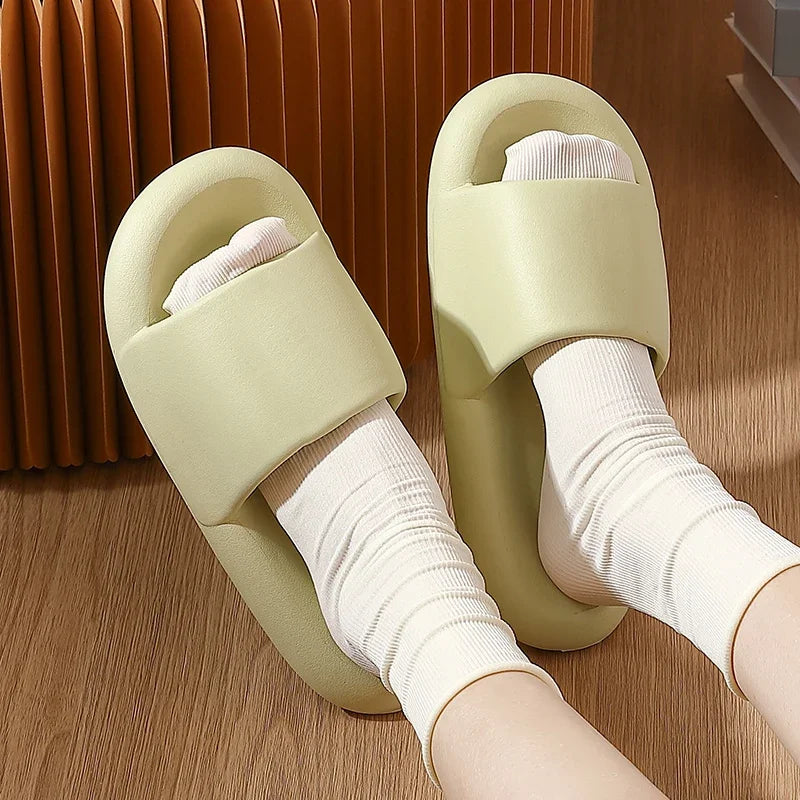 New Soft EVA Slippers Couples Home Slipper Outdoor Beach Summer Sandals Bath Men Flip Flops Non-Slip Women Thick Sole Shoes