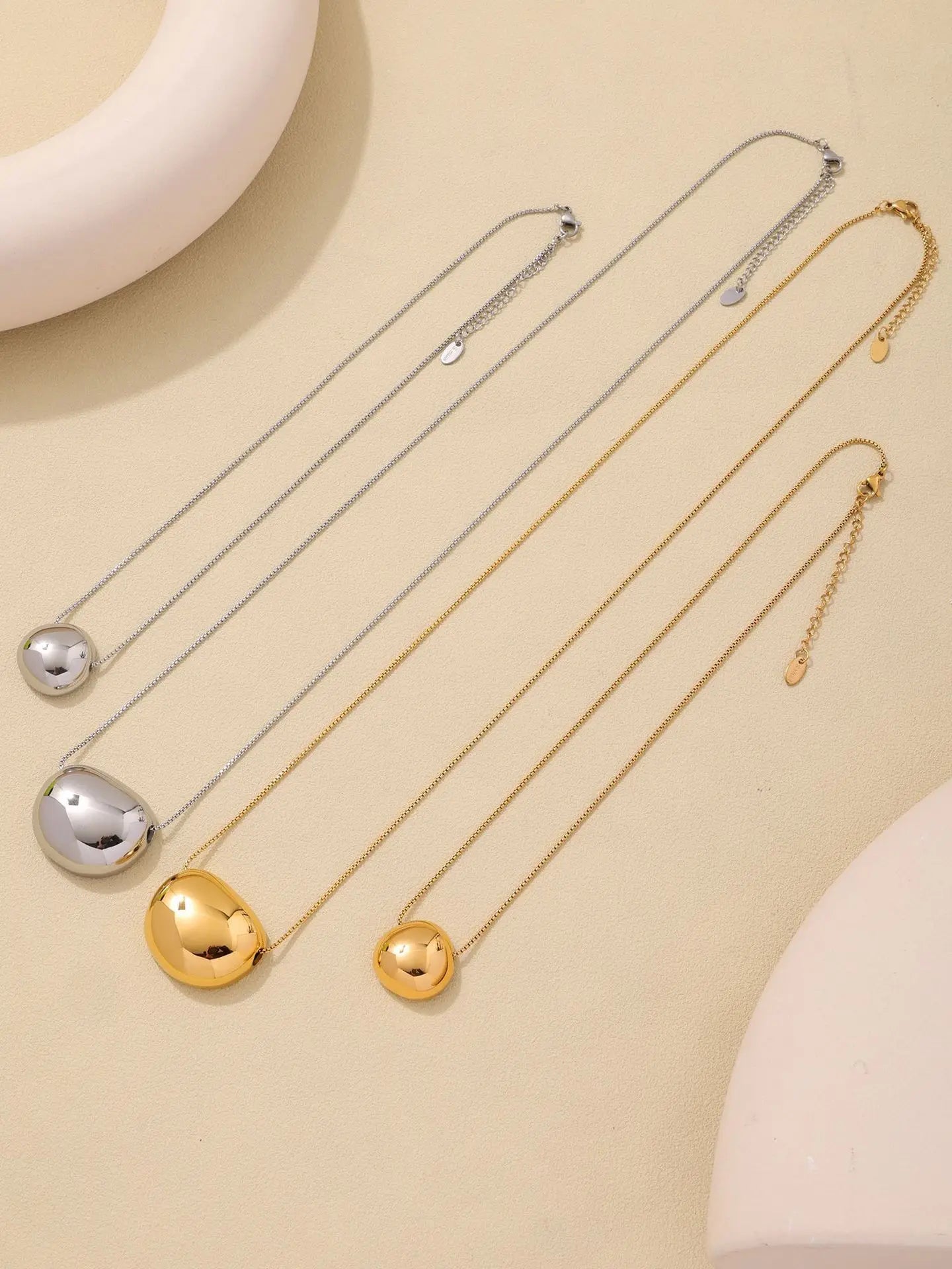 Gold Color Silver Oval Pendant Necklace For Women High Quality 18K Long Stainless Steel Necklace Ladies Fashion Jewelry Gift