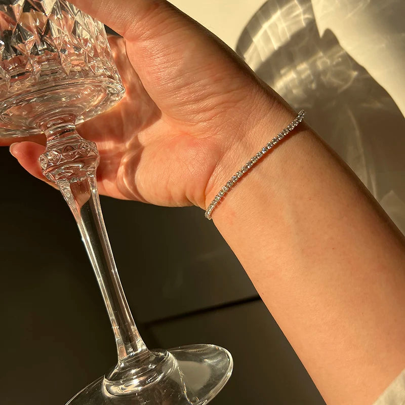 Luxus Klassisch Voller Strass 18K Gold Plattiert Armbänder Für Frauen Funkelnd Einfach Zirkon Armbänder Schmuck Geburtstag Geschenke