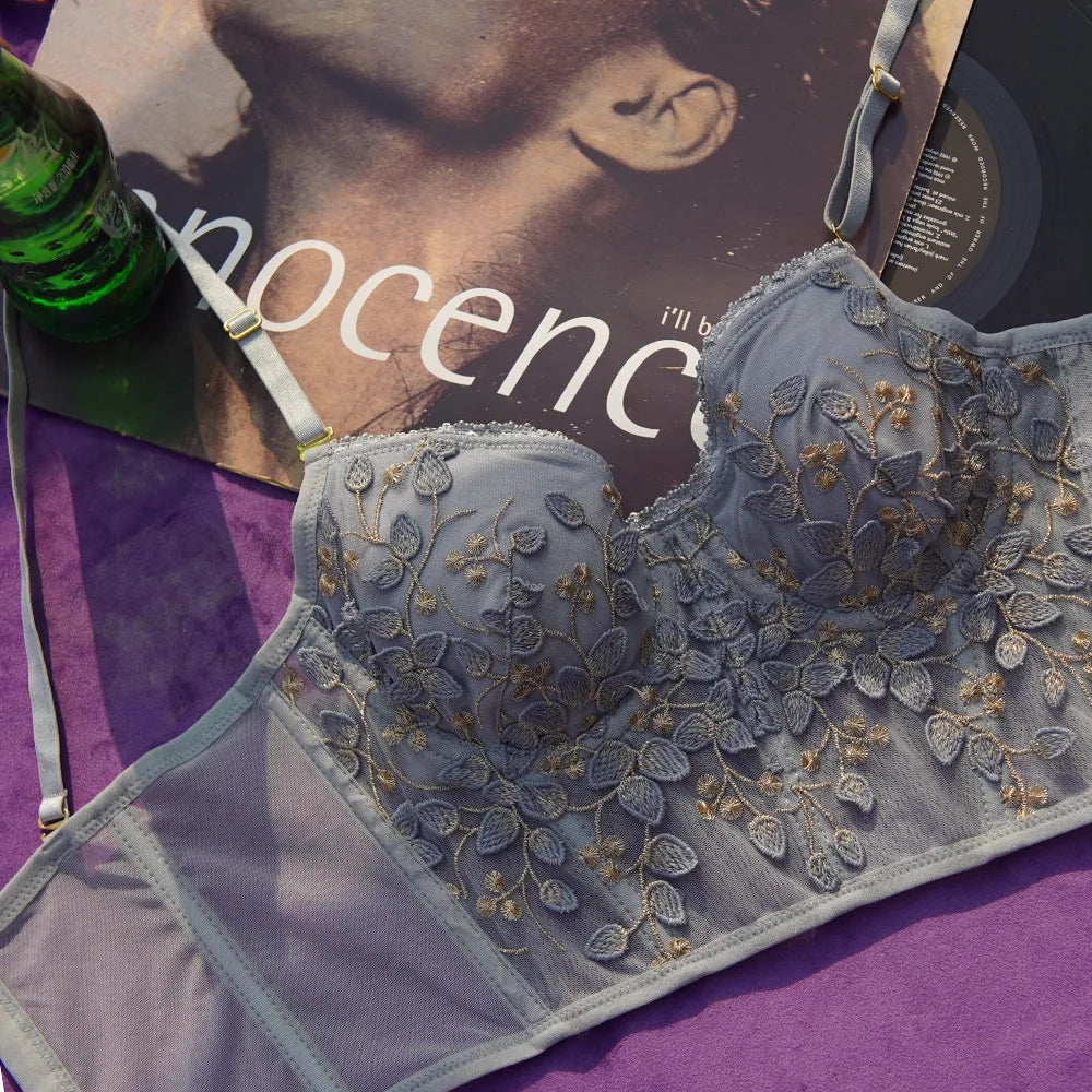 New Embroidery Lace Flowers French Underwear Bralette elegant Body Shaping Push Up Bra Set Romantic White Black Cute Lingerie Thin