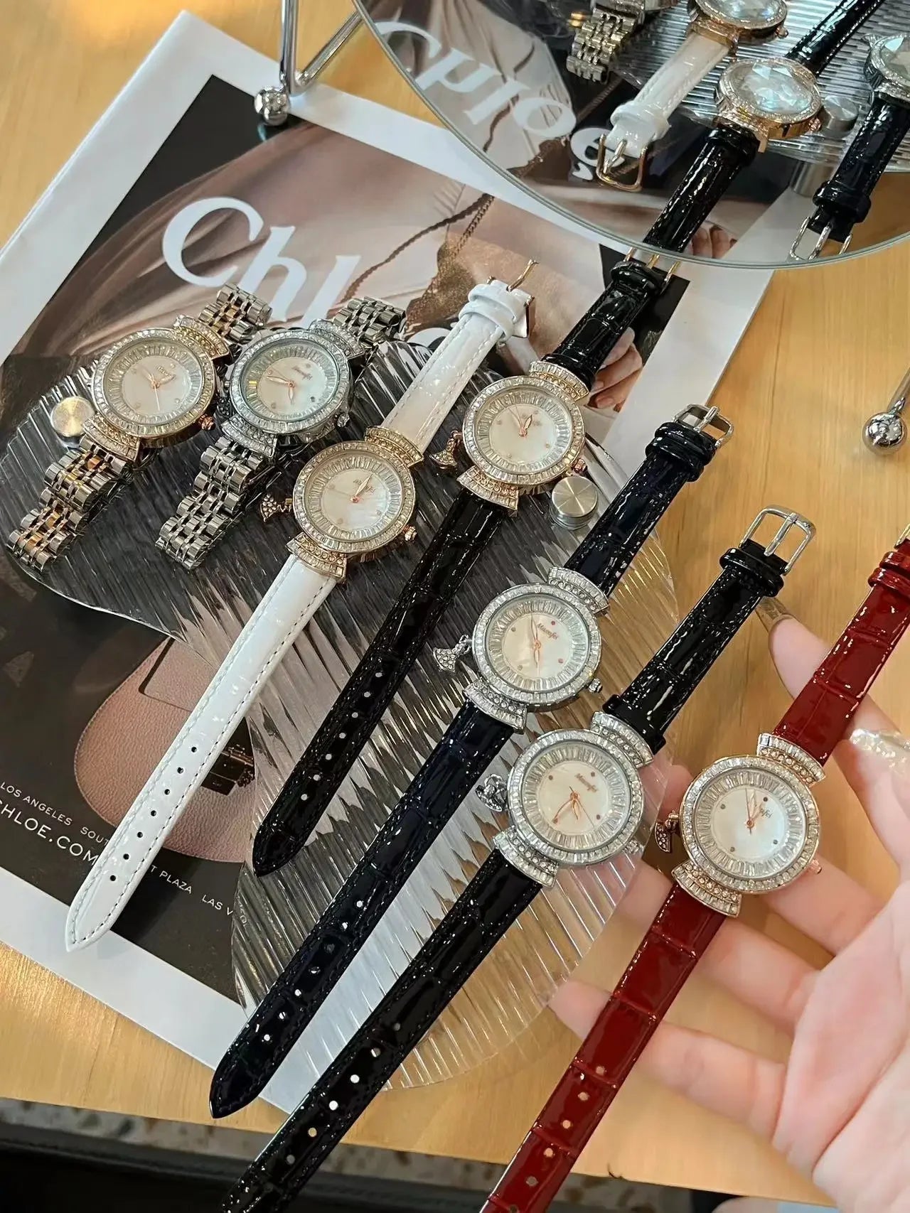 Unique Full Diamonds Shaped Watches Women Rhinestone Luxury Fashion Brand Ladies Watch Diamond Bracelet AAA Wrist Watch Reloj