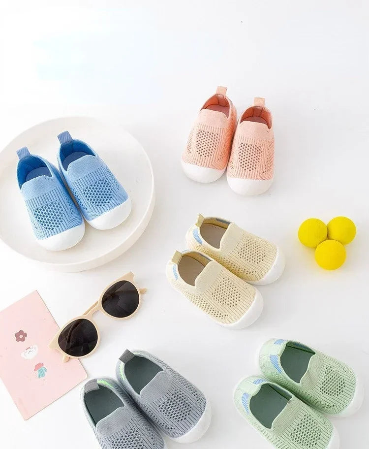 Bambino Mini Weiche Sohle - Rutschfest Größe 18-24
