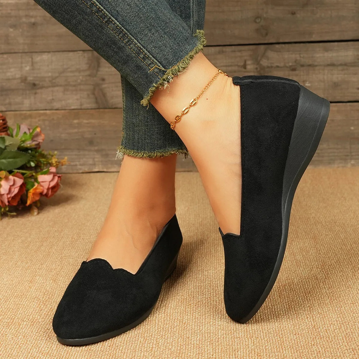 Woman Casual Round Toe Cute Flats Shoes 2025 New Spring/autumn Flats Female Suede Elegant Comfortable Soft Sole Women's Shoes
