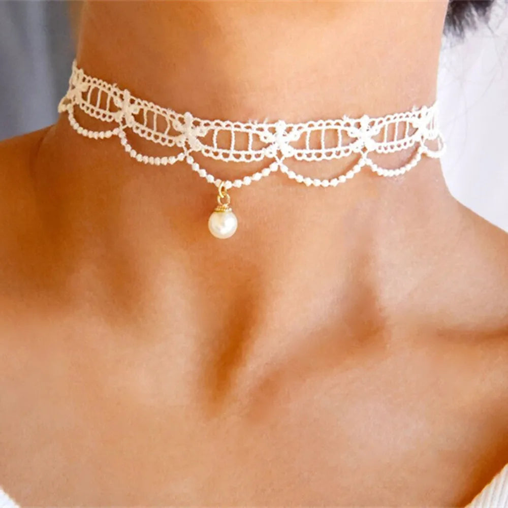 Vintage Fashion Black Lace Heart-Shape Artificial Pearl Pendant Necklace Female Women elegant Simple Choker Ladies Party Jewelry