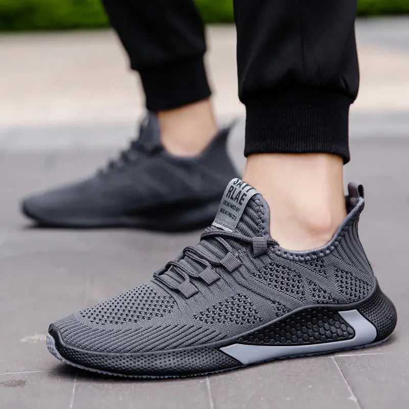 Men Sneakers Breathable Mesh Casual Shoes Black White Platform Shoes Fashion Sneakers Luxury Men's Shoes Tennis Man Size 39-44