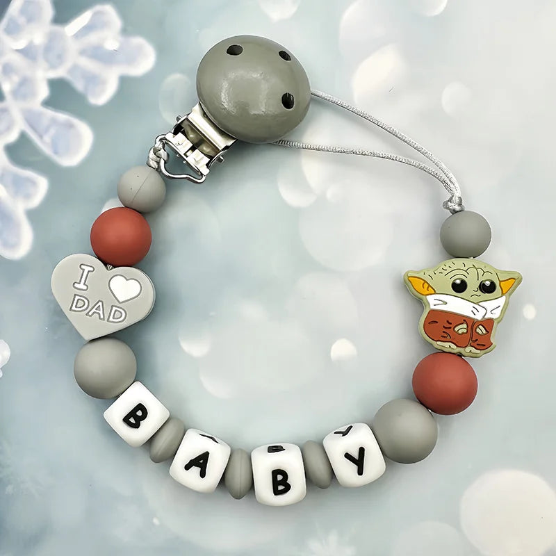 Lanț personalizat pentru suzetă cu nume - cleme din silicon cu litere englezești pentru bebeluși - suport pentru lanț, pandantiv pentru inel de dentiție, cadouri pentru bebeluși