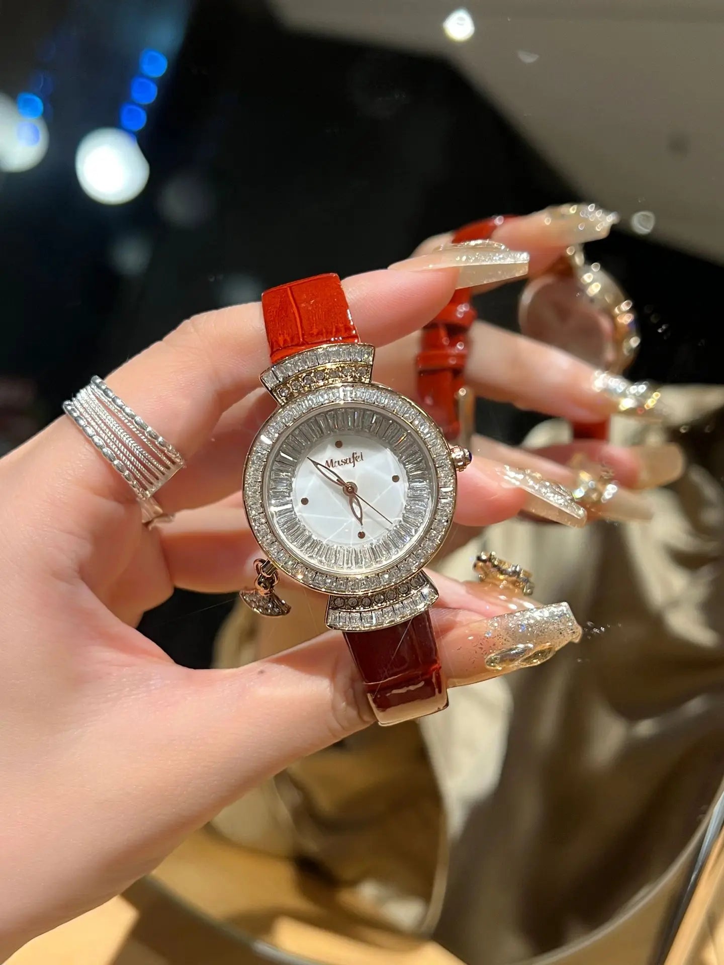 Unique Full Diamonds Shaped Watches Women Rhinestone Luxury Fashion Brand Ladies Watch Diamond Bracelet AAA Wrist Watch Reloj