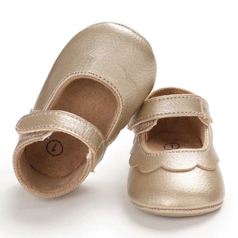 Baby Mädchen Schuhe 2025 - Fashion Einfarbig Leder Blume Prinzessin - Weiche Gummisohle Rutschfest Casual Erste Laufschuhe