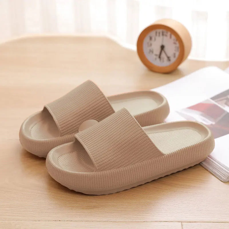 Frauen Dick Plattform Cloud Hausschuhe Sommer Strand Eva Weich Sohle Slide Sandalen Freizeit Männer Damen Innen Badezimmer Anti-Rutsch Schuhe