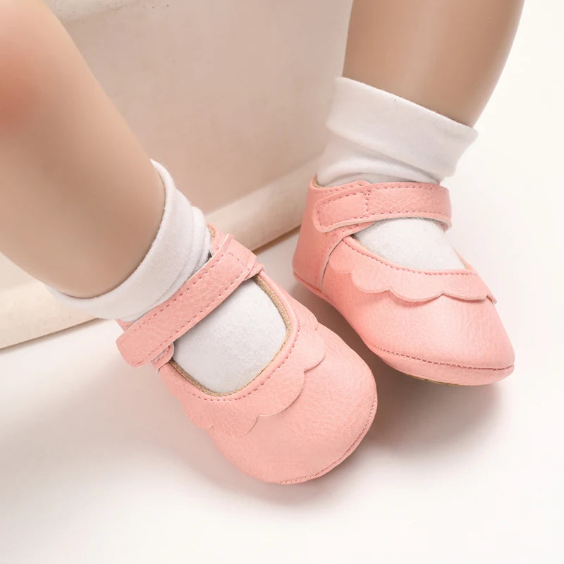 Baby Mädchen Schuhe 2025 - Fashion Einfarbig Leder Blume Prinzessin - Weiche Gummisohle Rutschfest Casual Erste Laufschuhe