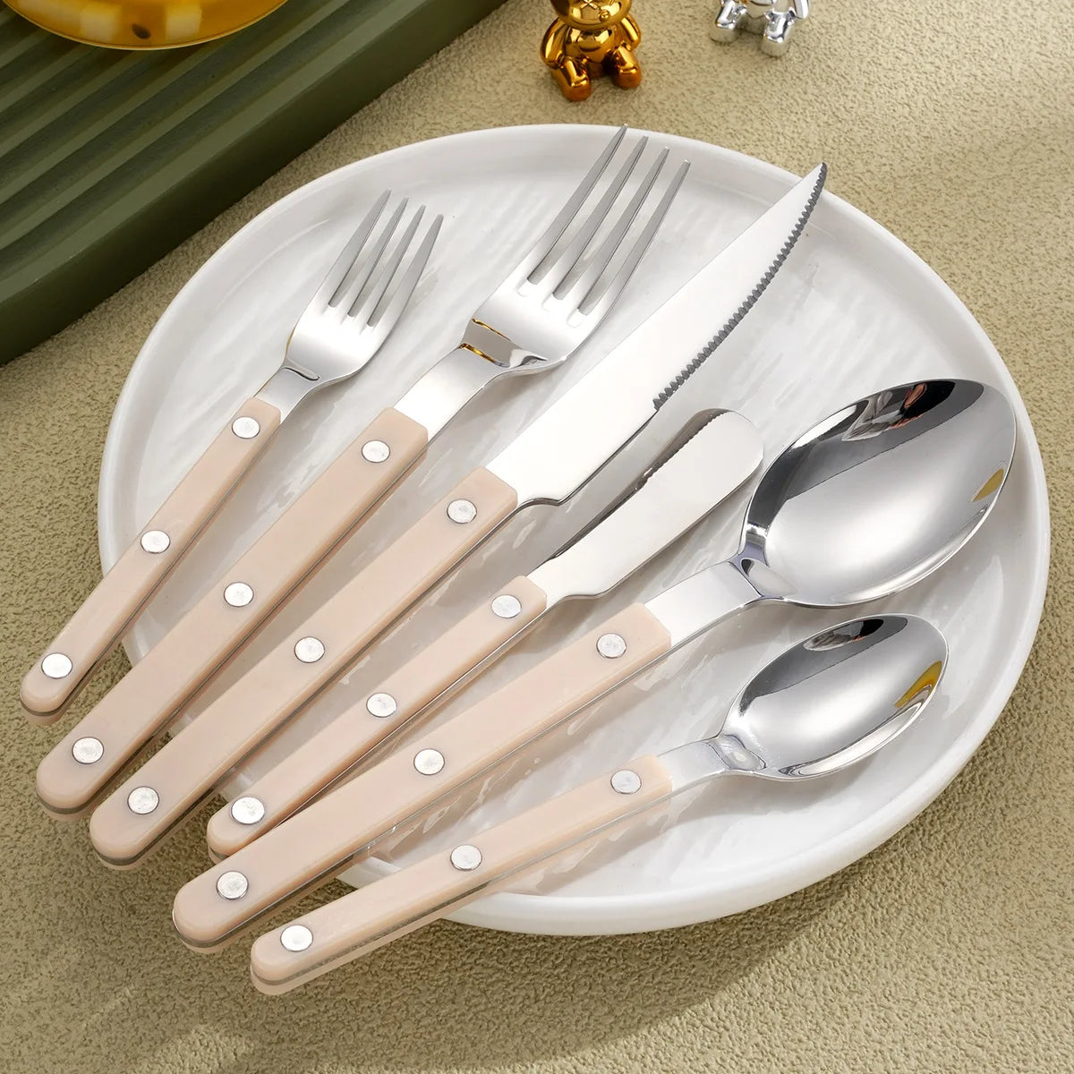 Fashion Korea Style Cutlery Set 18/10 Stainless Steel Creativity Gift Flatware Colorful Handle 304 Knife Fork Spoon