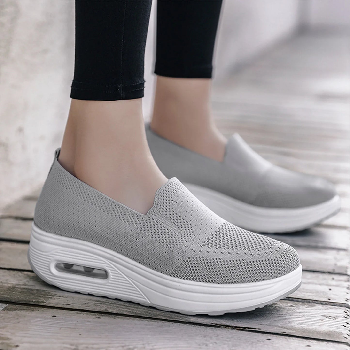 Women's Casual Slip on Sneakers Breathable Flying Woven Mesh Upper Jogging Shoes for Walking Biking Driving