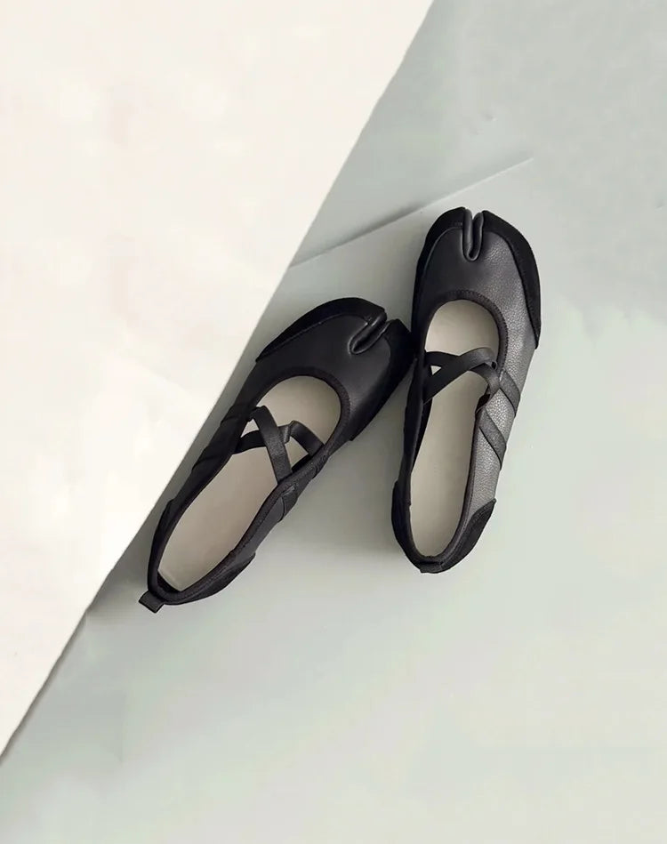 Black Silver Red Yellow Tabi Sneakers Balletcore Flats Women's Single Shoes Mary Jane Sneakers Luxury Designer Shoes for Women