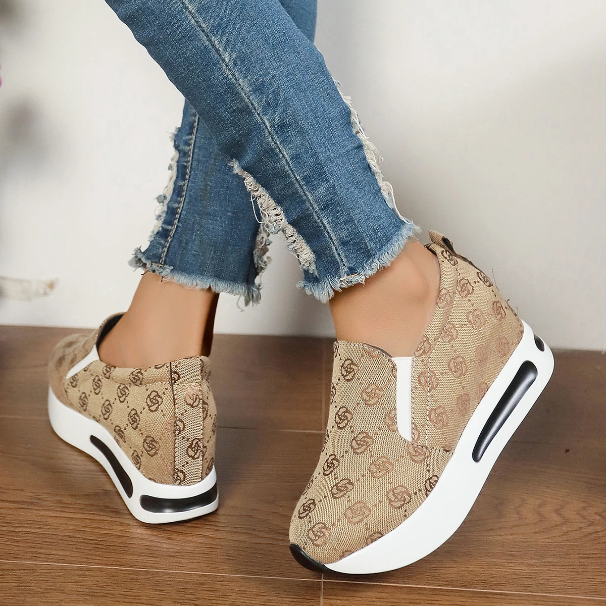 Damen Sneakers 2025 - Fashion Embroidered Platform Spring Comfort Slip On Walking Shoes