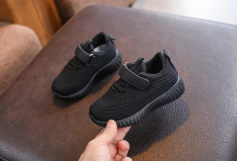 Kinder Schuhe 2025 - Frühling Sommer Kids Sneakers - Weich Atmungsaktiv Mesh Jungen Mädchen Schule Outdoor Sport