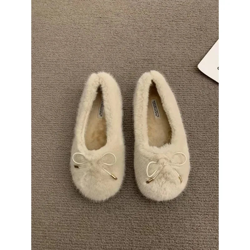New Women's Shoes Woman Flats Low Heels Casual Female Sneakers Slip-on Loafers Fur Round Toe Shallow Mouth Boat Slip on Winter