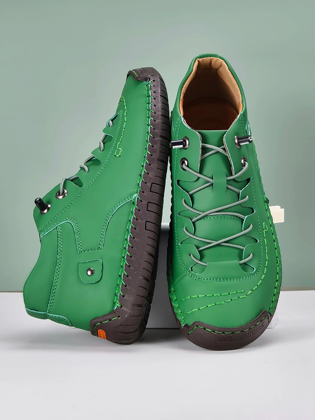 New Fashion Sneakers Women Hand-stitching Leather Casual Shoes Design Platform Loafers Breathable Flats Shoe Driving Plus Size