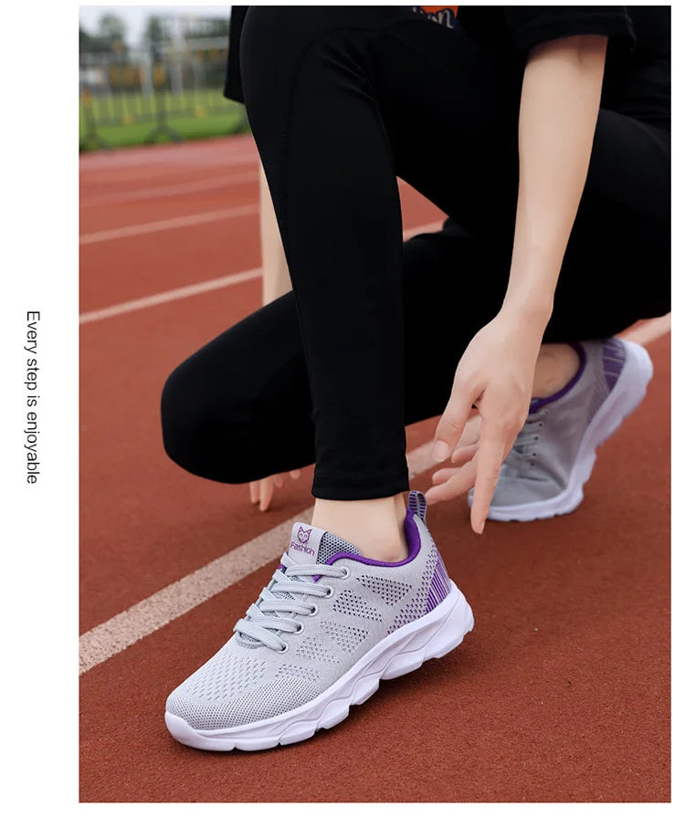 Hot Sneakers Shoes for Women Soft Flat Casual Shoes 2025 Spring Summer Light Breathable Mesh Sneakers Walking New Ladies Shoes