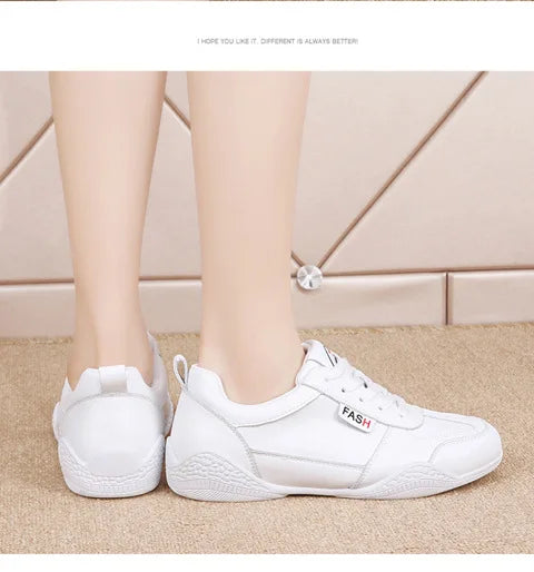 Women Shoes 2024 New Casual Lightweight Sports Shoes WomenBreathable Little White Platform Shoes White Sneakers Women