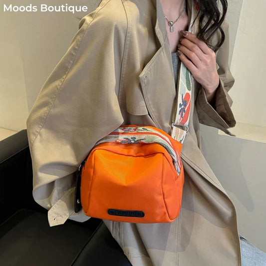 Fashion Crossbody Bags For Women Oxford Cloth Pillow Shell Shoulder Bag Large Capacity Travelling Casual Street Small Fabric Bag