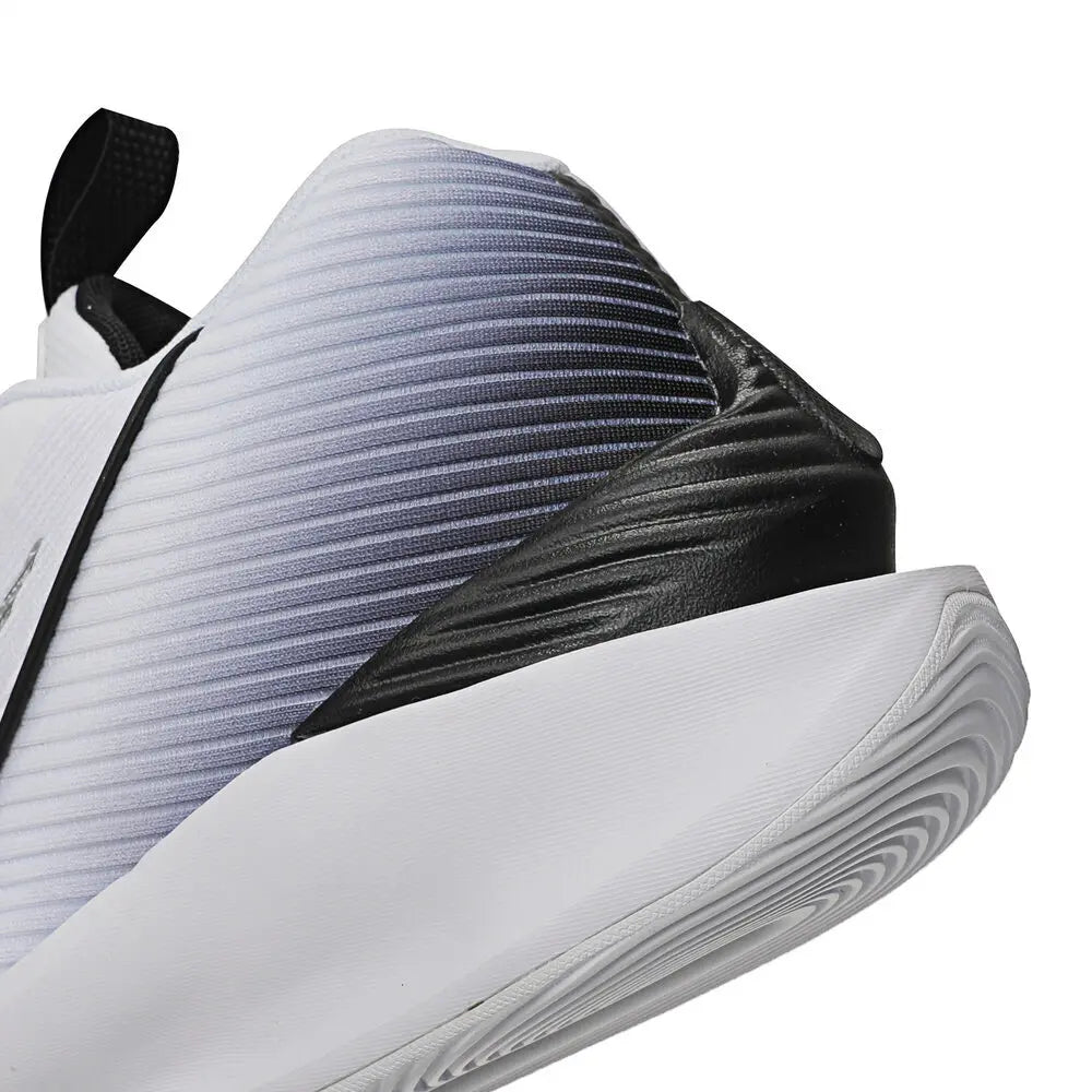 Nike HF1804-100 GT Jump Academy Senzație ușoară de săritură - șireturi, branț interior EVA, talpă exterioară din cauciuc