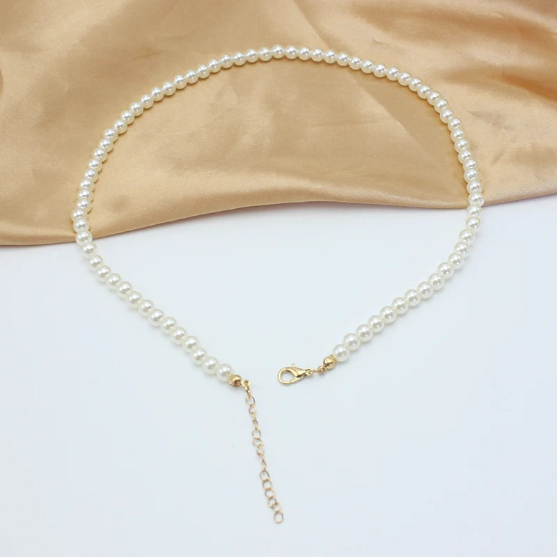 DAIZHEMEI GIFT Perlenkette Mit Anhänger - 42 5cm Beige