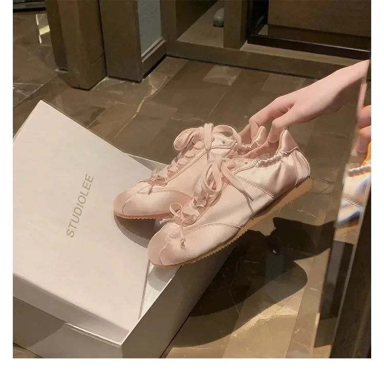 Comemore 2025 Neu Sommer Damen Ballet Stil Süß Mädchen Sport Board Schuhe Mode Satin Schleife Freizeit Flats Damen Komfortabel