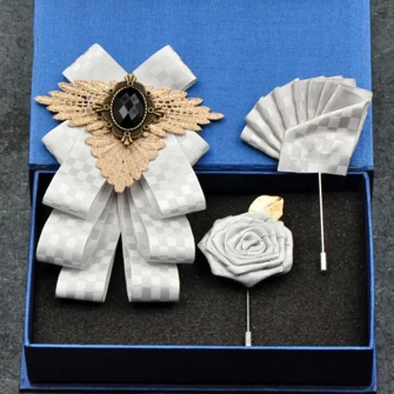 Set de nuntă 2025: Noua modă britanică pentru bărbați, performanță de nuntă pentru mire - Set de accesorii pentru bărbați cu papion, guler floral și buzunar, pentru petrecere de nuntă