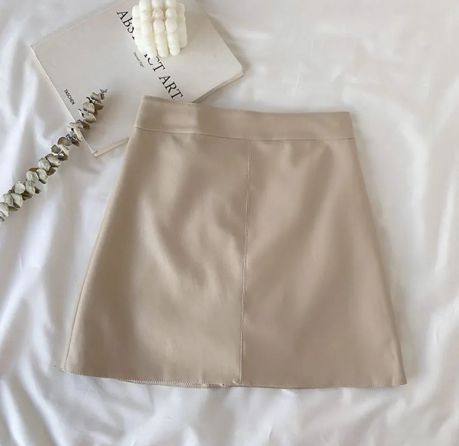 Fustă mini CN cu talie înaltă și fermoar - Mărimea M PU Roșu-vin