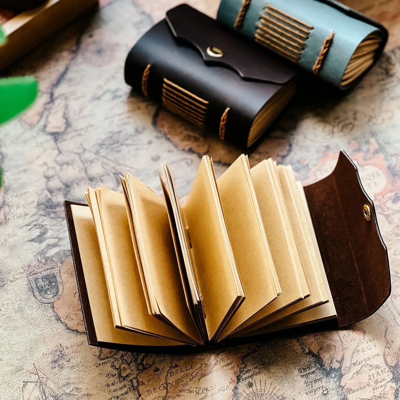 Notizbuch 2025: BOHY Handmade Notebook Minimalist Pu Leather - Retro Travel Portable Ledger Book Writing Pads Collection