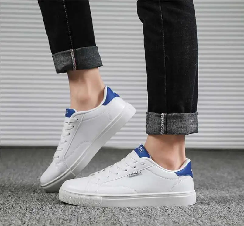 Men Shoes Sneakers 2022 New Summer White Fashion Board White Men's Zapatillas Hombre Chaussure Homme