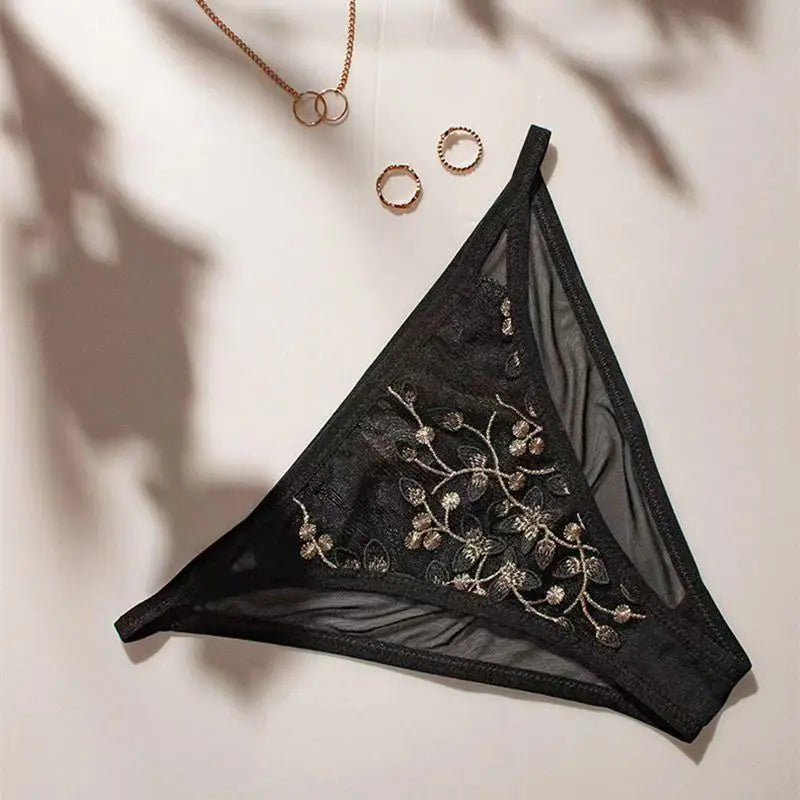 New Embroidery Lace Flowers French Underwear Bralette elegant Body Shaping Push Up Bra Set Romantic White Black Cute Lingerie Thin