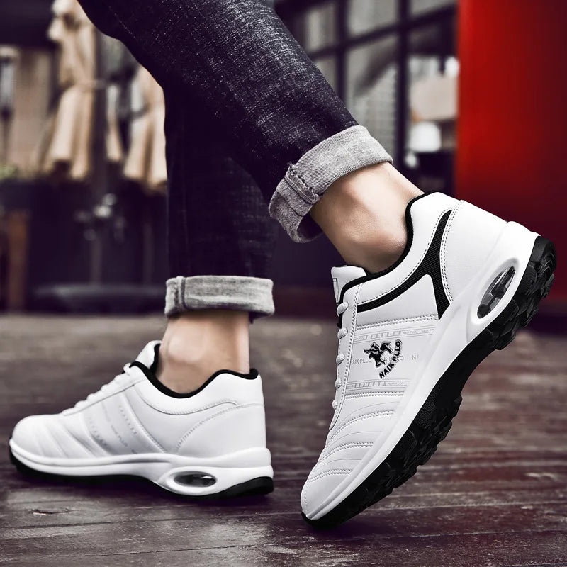 Men Sneakers Running shoes for men Platform New Breathable leather vulcanized shoes zapatos de hombre
