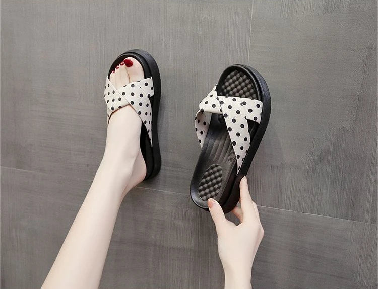 Damen Pantoletten und Sandalen - Strand Höhe Schwarze Schuhe - Günstig Premium Rutschfest Casual Slides Designer Luxus