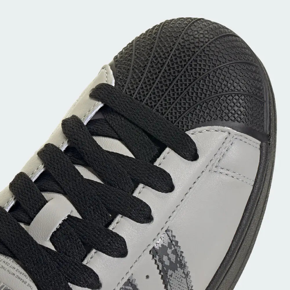 Adidas Originals Superstar IIENERGY Energy-Technologie - Gr. Normal Passform - Obermaterial Polyester - Sohle Gummi