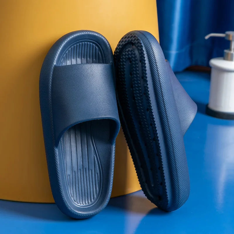 New Soft EVA Slippers Couples Home Slipper Outdoor Beach Summer Sandals Bath Men Flip Flops Non-Slip Women Thick Sole Shoes