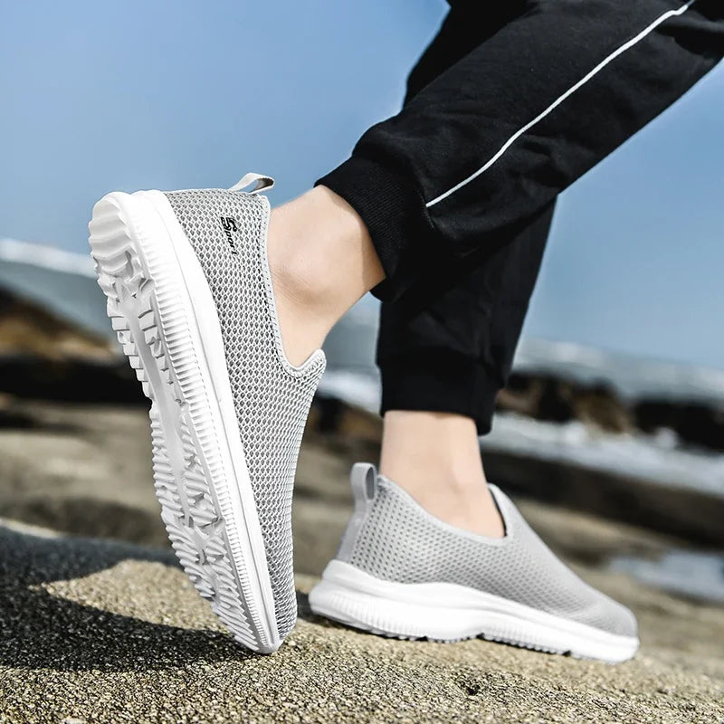 Herren Sneakers Atmungsaktiv Sommer Unisex Casual Schuhe Outdoor Rutschfest Mesh Loafers Walking Leicht Mode Männlich Tennis Schuhe