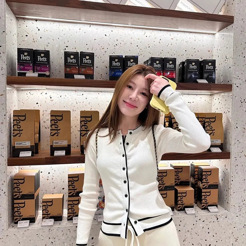 Cardigan tricotat cu model patchwork ZOKICN - mânecă lungă subțire, alb, mărimea M, greutate 120-220 g/m²