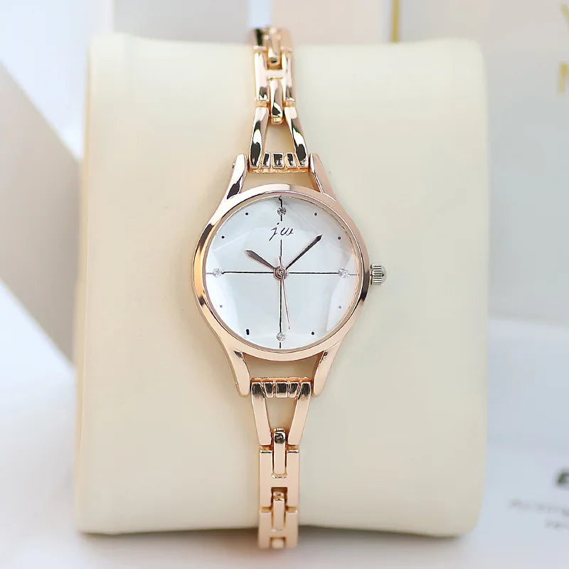Retro Strass Uhr 2025 - Frauen Armband Uhren Elegant Roségold - Damen Luxus Quarz Armbanduhr Relojes Para Mujer