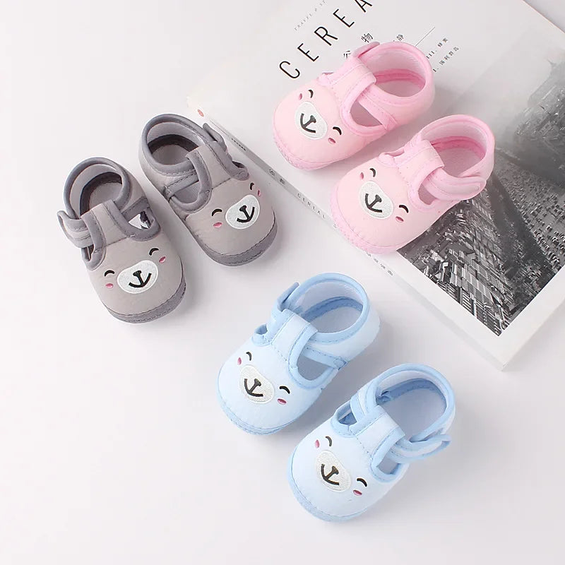 Neugeborene Cartoon Baby Schuhe 2025 - Kinder Erste Laufschuhe Weiche Sohle - Jungen Mädchen Kleinkind Frühling Herbst