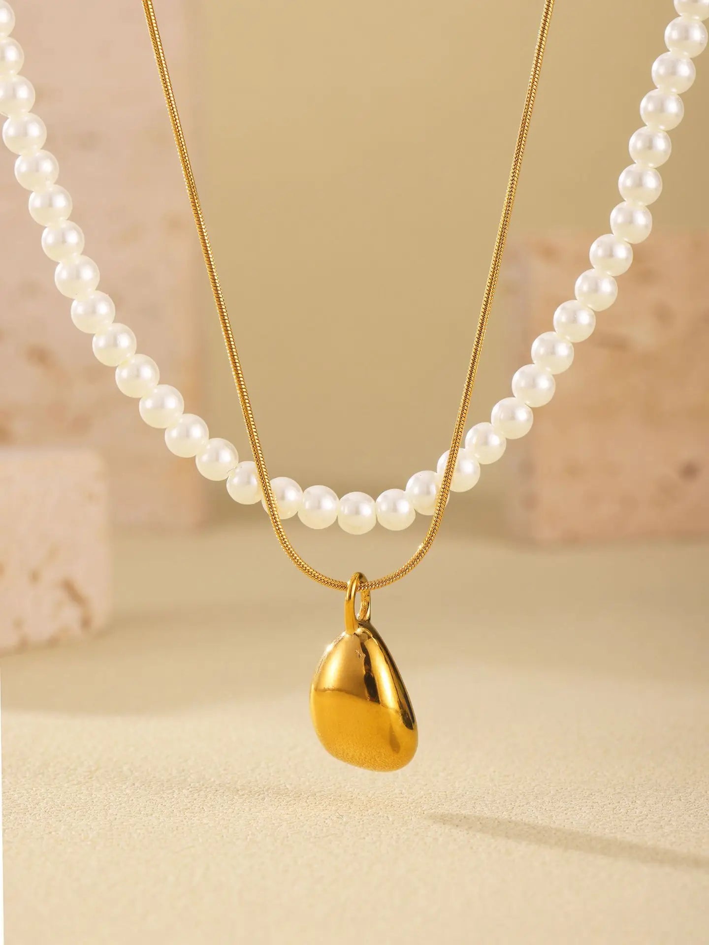 Gorgeous Necklace for Women White Pearl Beaded Gold Plated Chain Pendant Daily Charm Waterproof Jewelry Gift