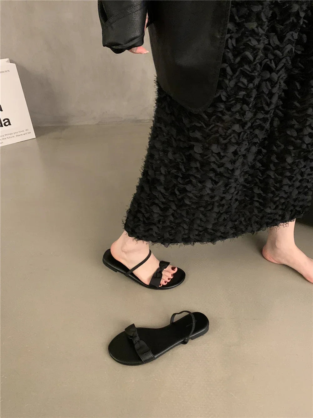 Flat Bottomed Slippers for Women Summer Bow Shaped Slimming Straight Strap Flat Sandals Women's Open Toed French Slippers Womens