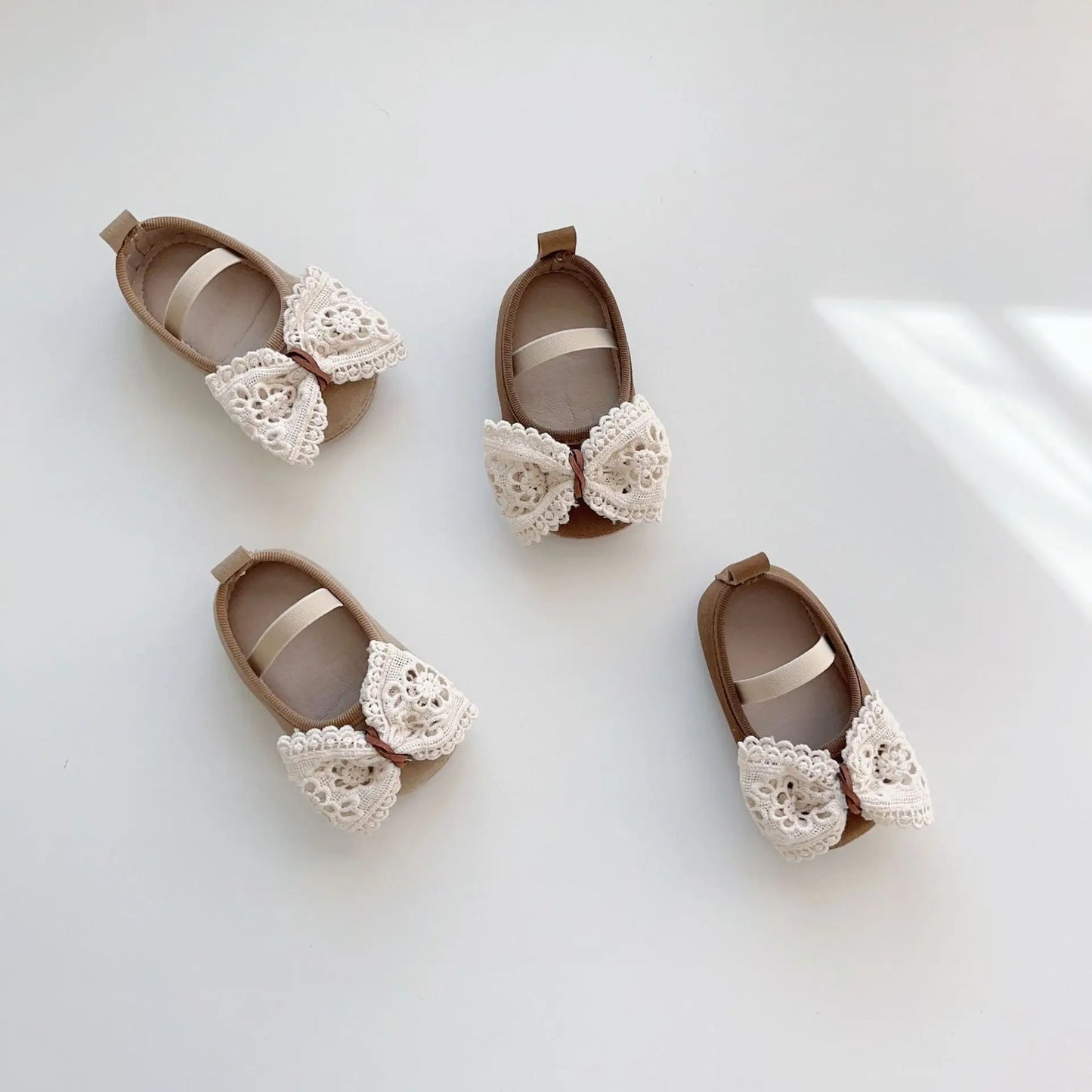 Mädchen Schuhe 2025 - Frühling Western Schleife Baby Schuhe - Vielseitige Sneaker Outdoor Rutschfest Weiche Sohle