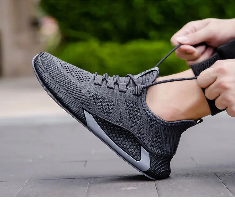 Men Sneakers Breathable Mesh Casual Shoes Black White Platform Shoes Fashion Sneakers Luxury Men's Shoes Tennis Man Size 39-44