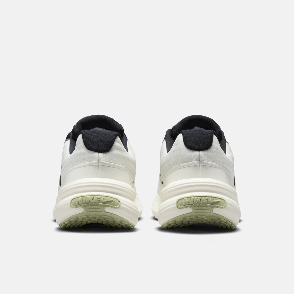 Nike IB2766-100 Uplift SC - Obermaterial Polyester, Innensohle EVA, Außensohle Gummi