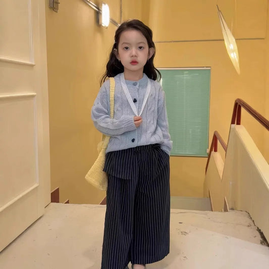 Luna Kids Liebe Knopf Strickjacke - dünn Unisex 3-12J