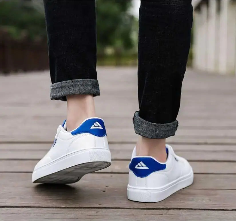 Men Shoes Sneakers 2022 New Summer White Fashion Board White Men's Zapatillas Hombre Chaussure Homme